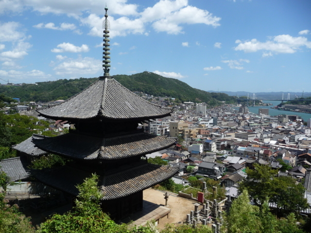 天寧寺の三重塔